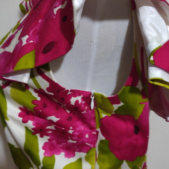 Fuchsia Floral print Dress - Picture 6 of 9